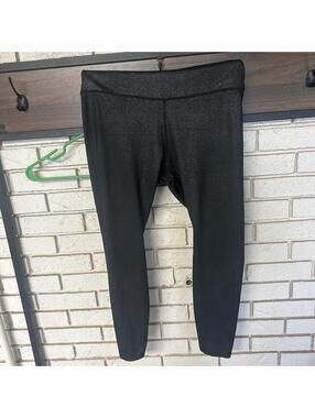 Nike Women's Black and Grey Legging